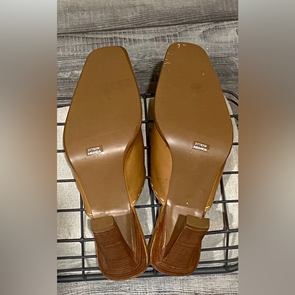 Diba Genuine Leather Shoes - Picture 3 of 9